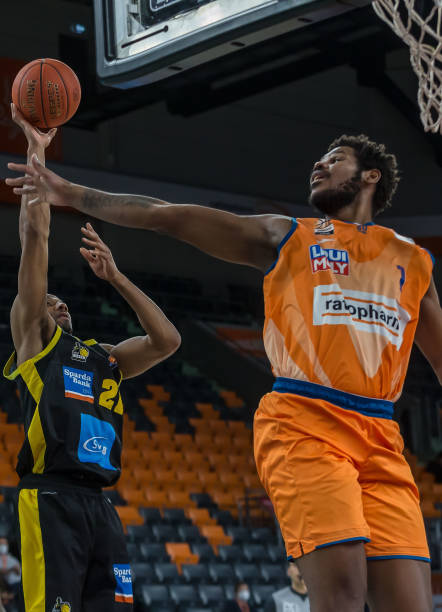 战术调整 战术调整