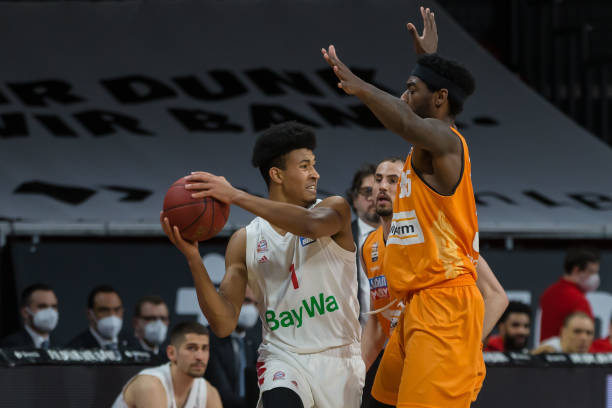 了极高的控 了极高的控