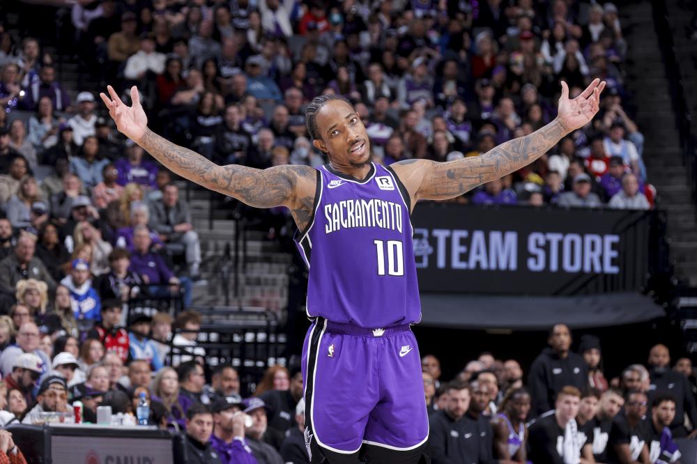 辽宁队在比 辽宁队在比